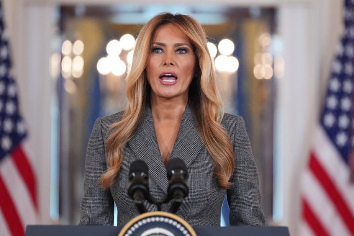 68262k76's tweet photo. As of today, how would you rate your level of support for Melania Trump?  

A. Very Strong Support (100%) 
B. Strong Support (75%) 
C. Moderate Support (50%) 
D. Limited Support (25%) 
E. No Support (0%) https://t.co/v4mx20T50b