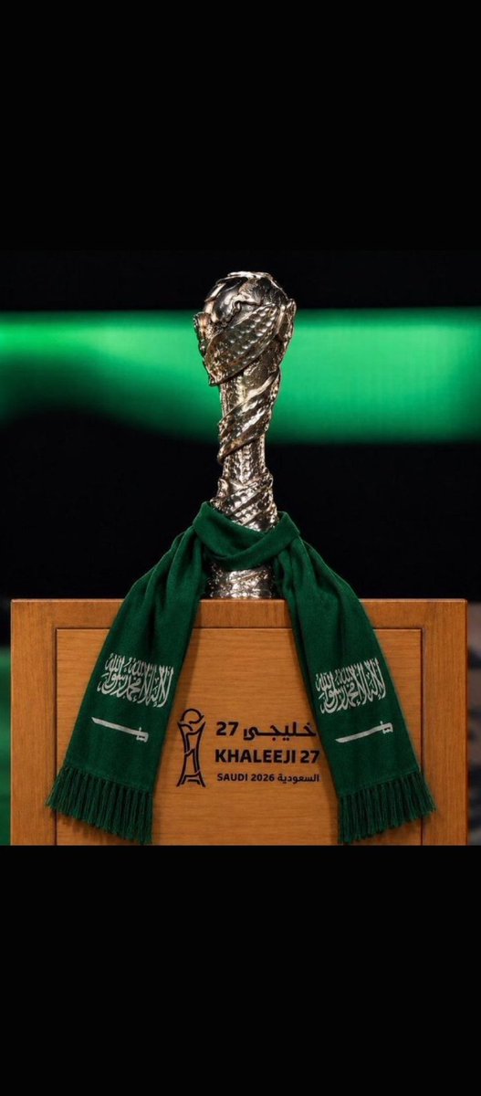 VUsbj81111's tweet photo. @alrajhibank مبرووووك للصقور الخضر ودامت افراحك ياوطن 🇸🇦🇸🇦🇸🇦🇸🇦🇸🇦🇸🇦🇸🇦 https://t.co/y3s42dM0hf