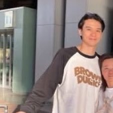 knppl_99's tweet photo. บ้อกแบ้กไปเที่ยวกับครอบครัว เอนจอยน้าคับหะริดด🫳✨️

#KengHarit https://t.co/1drDfoXwYS