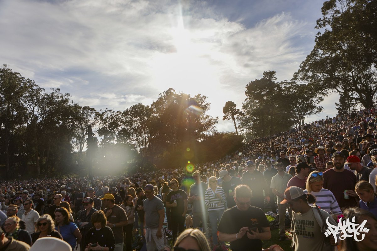 panic39's tweet photo. Hardly Strictly Bluegrass 2026, through Sprite's lens. Words and photos by @mykey_c33 for Panic 39 Magazine. More hardly, less bluegrass. https://t.co/RGIuiRbaAY #HardlyStrictly #GoldenGatePark #SanFrancisco https://t.co/DOUrvtWUmk