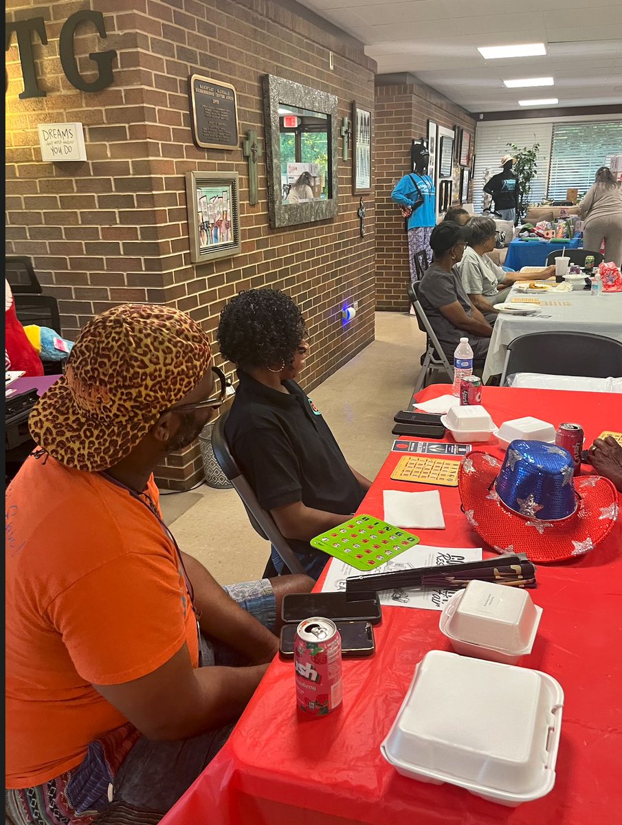 EngagingAR's tweet photo. Our Texarkana team joined the annual National Night Out, connecting with neighbors, sharing resources, and being part of the community we serve.

This event was hosted at the center operated by Bridging the Gaps of Arkansas. https://t.co/FZsNKqSRNq