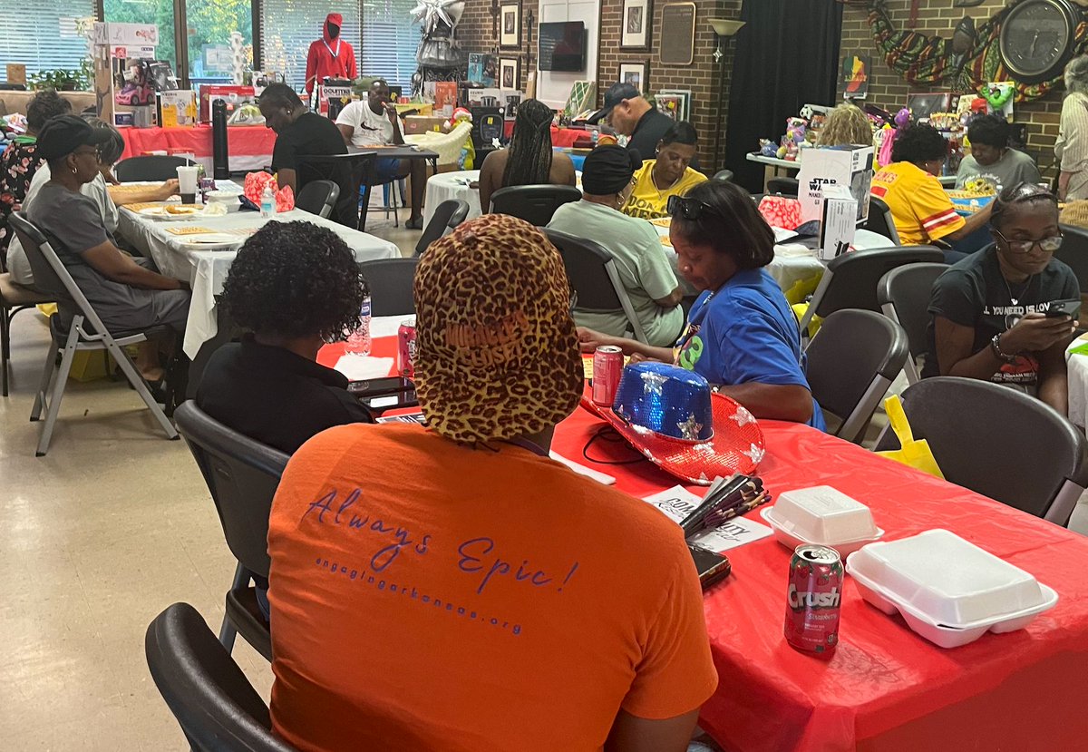 EngagingAR's tweet photo. Our Texarkana team joined the annual National Night Out, connecting with neighbors, sharing resources, and being part of the community we serve.

This event was hosted at the center operated by Bridging the Gaps of Arkansas. https://t.co/FZsNKqSRNq