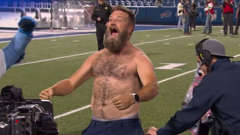 CityBureaucrat's tweet photo. Urschel was an NFL offensive lineman. While his maths breakthrough is impressive, it's important to note that he scored 5 points lower than journeyman QB Ryan Fitzpatrick (dba Fitzmagic) on the g-loaded wonderlic test. To date, I believe Fitzpatrick's 48/50 remains the highest of all time.

Fitzpatrick's academic achievements include drinking whiskey, running around stadiums in the nude in front of reporters, and eating a 72-ounce steak in front his wife and children to close out the 2011 season.
