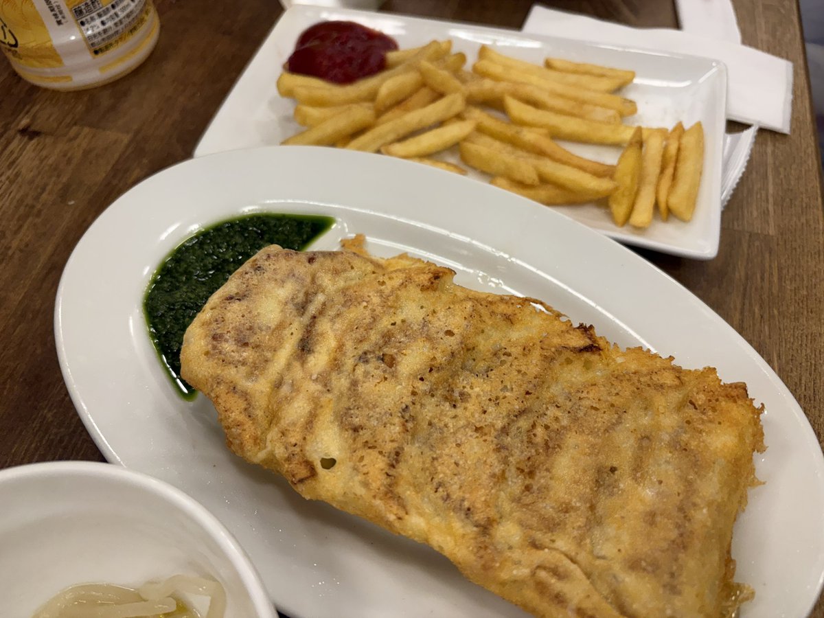 claice2004's tweet photo. おはようございます☁️
週末に食べた餃子が美味しかったです！🥟
特にチーズ餃子はバジルソースつけるともはやイタリアン！🇮🇹
今週も折り返し頑張っていきましょう！
今日も１日ご安全に
#インフラエンジニア 
#企業公式アカウント #企業公式 #企業公式相互フォロー https://t.co/N4MgxTPIKL