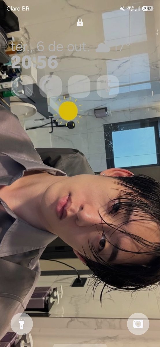 tianyuanknot's tweet photo. est com os olhinhos assim 🥺 na minha tela de bloqueio https://t.co/60FBlLkgMt