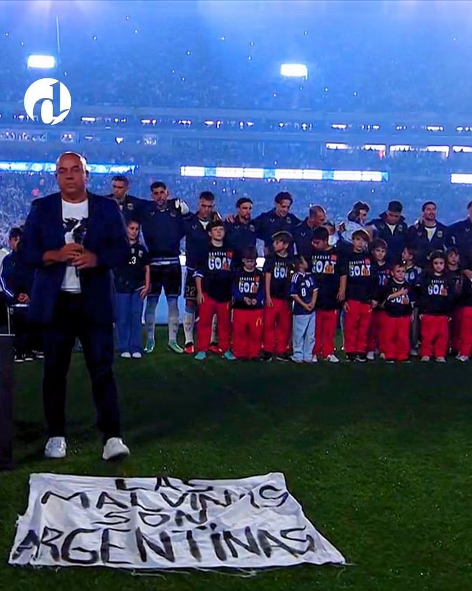 Flaloqui's tweet photo. El himno Nacional interpretado por un argentino, Veterano de Malvinas🇦🇷

TODO LO QUE ODIA MILEI. https://t.co/acJpf8RR3b
