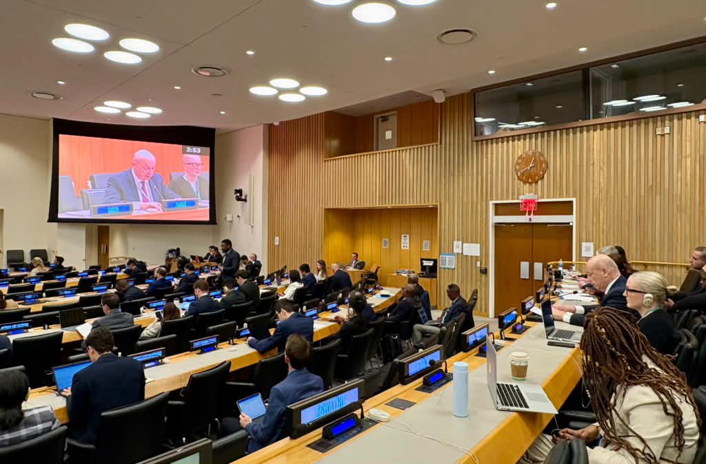 franceonu's tweet photo. Au débat général de la 2ème Commission de l’AGNU dédiée aux enjeux économiques et financiers, la 🇫🇷 réaffirme son engagement pour une réforme 🇺🇳 qui permette d’accélérer la mise en œuvre de l’Agenda2030 et des ODD. Avec l’initiative ONU80, nous agissons pour une ONU plus efficace https://t.co/M6nYBGFOlp