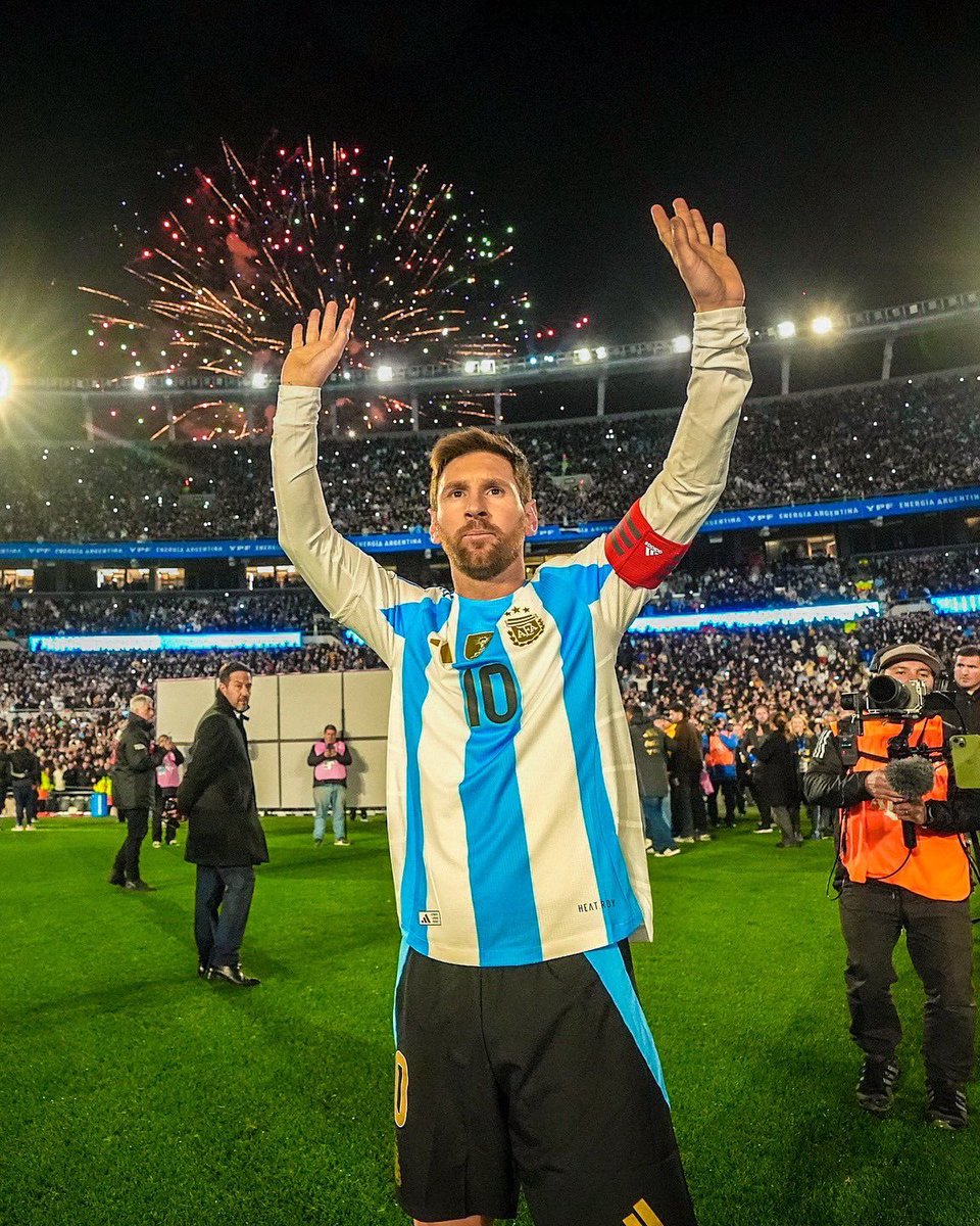 bo_10l's tweet photo. تيسي اعتزل اهخ🐐💔 https://t.co/HIdJEssS47