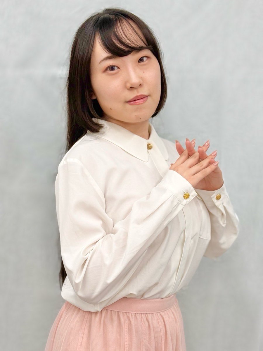 furinkazan_news's tweet photo. キャラクター紹介⑥
桃川夏（ももかわ なつ）

磐乃井の恋人。
平安時代の貴族の娘「夏姫」の生まれ変わりであり、当時は明月の主人であった。

転生前の記憶はない。
#そのやく https://t.co/zOOLbZXqUx