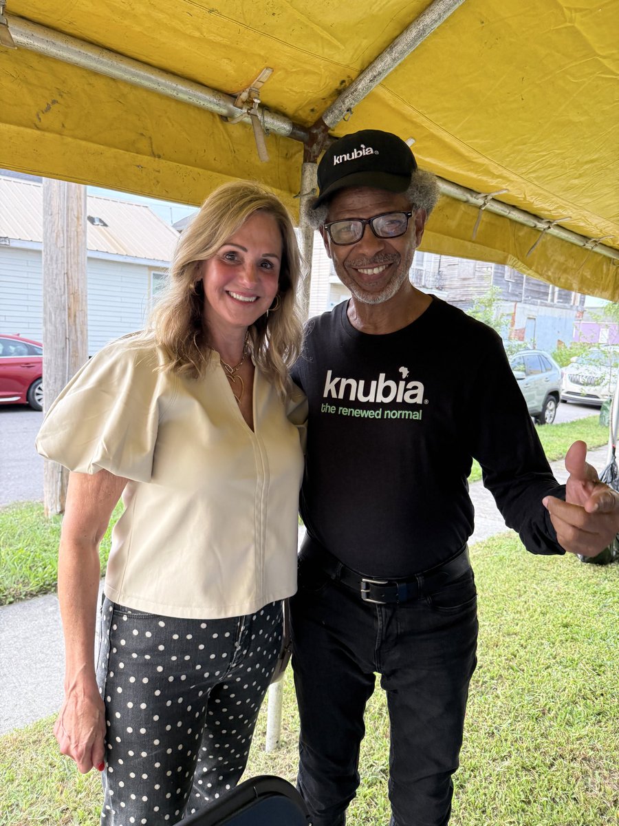 LBforCongress's tweet photo. Thank you to the Knights of Peter Claver for inviting me to tonight’s Knights Out Against Crime event! I appreciate your commitment to bringing neighbors together for a safer, stronger community. @ClaverFamily https://t.co/BusBd1EFfH