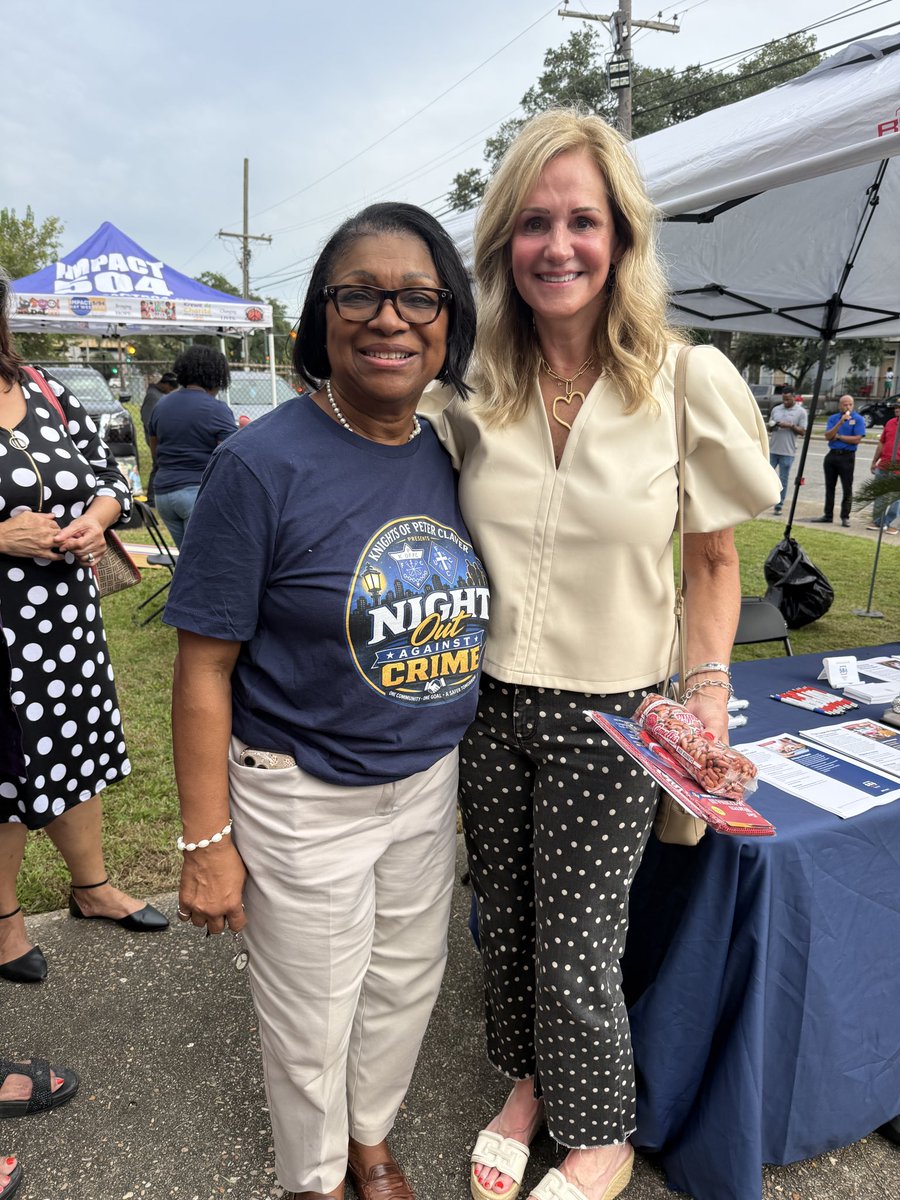 LBforCongress's tweet photo. Thank you to the Knights of Peter Claver for inviting me to tonight’s Knights Out Against Crime event! I appreciate your commitment to bringing neighbors together for a safer, stronger community. @ClaverFamily https://t.co/BusBd1EFfH