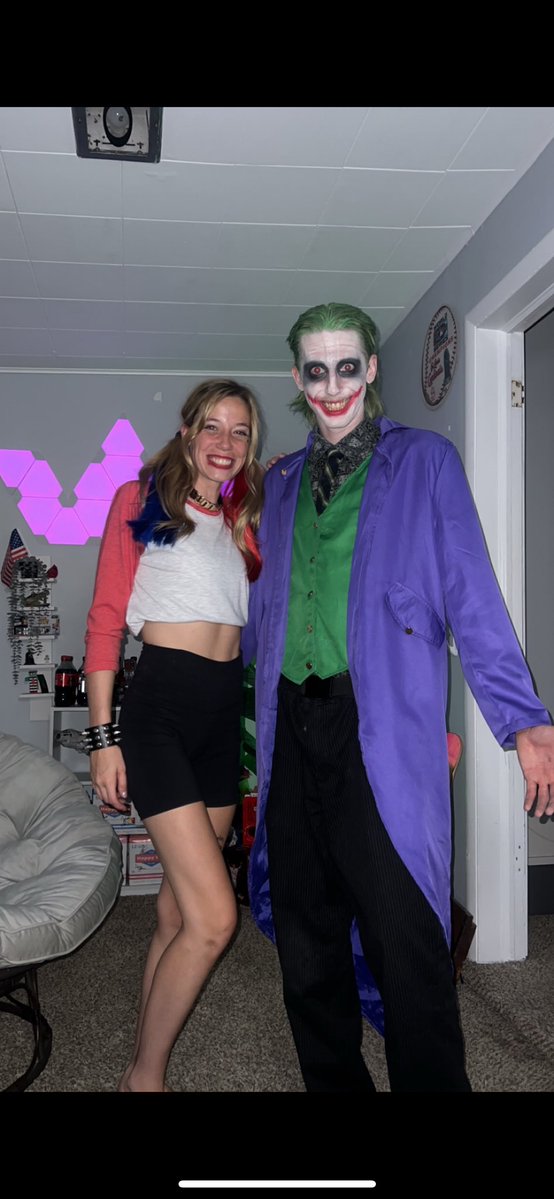 kaitsnapping's tweet photo. @HappyHappyGal @itsTKshotz and I would love to play!!!🎃👻💀 https://t.co/8Ok9JcXp5W