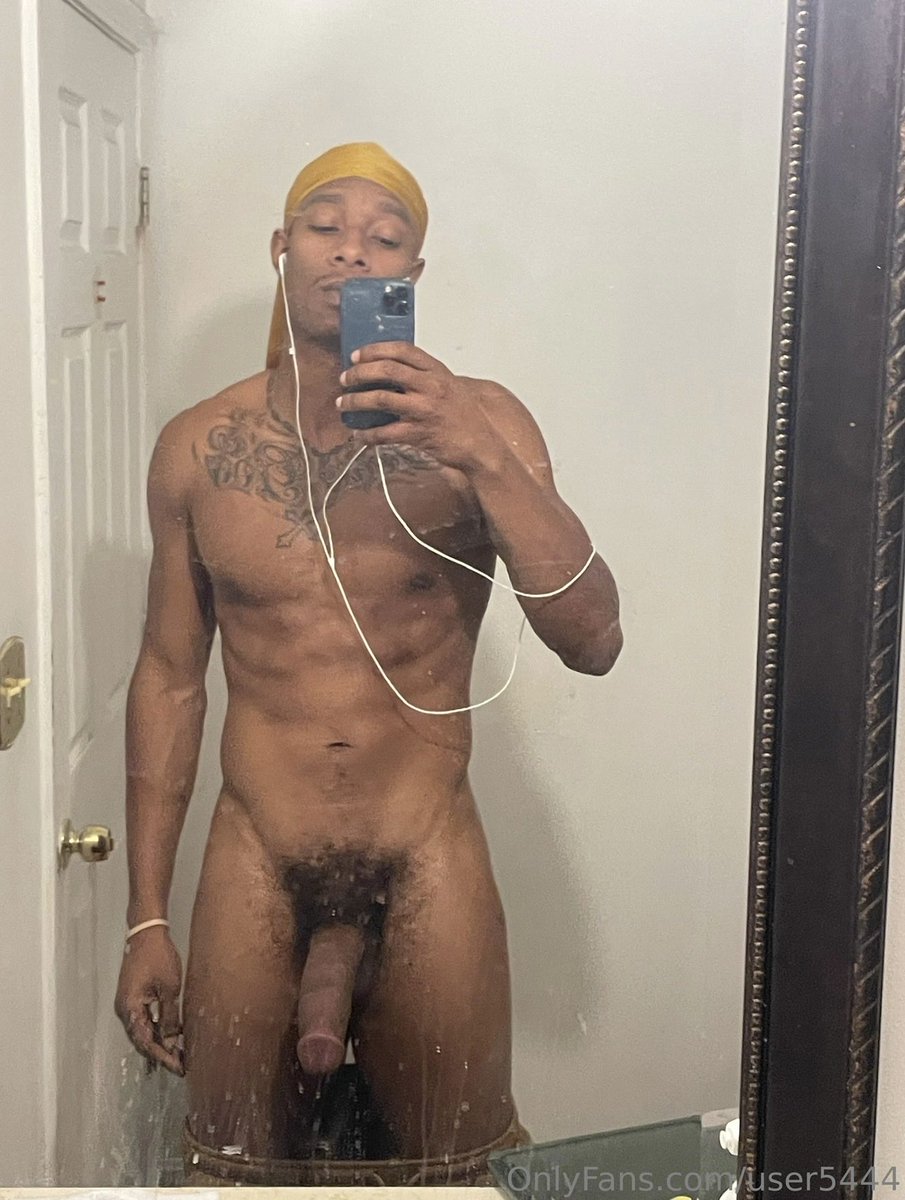 UndisputedJ_222's tweet photo. Big Dick Brothers https://t.co/GbHQPSVO1G