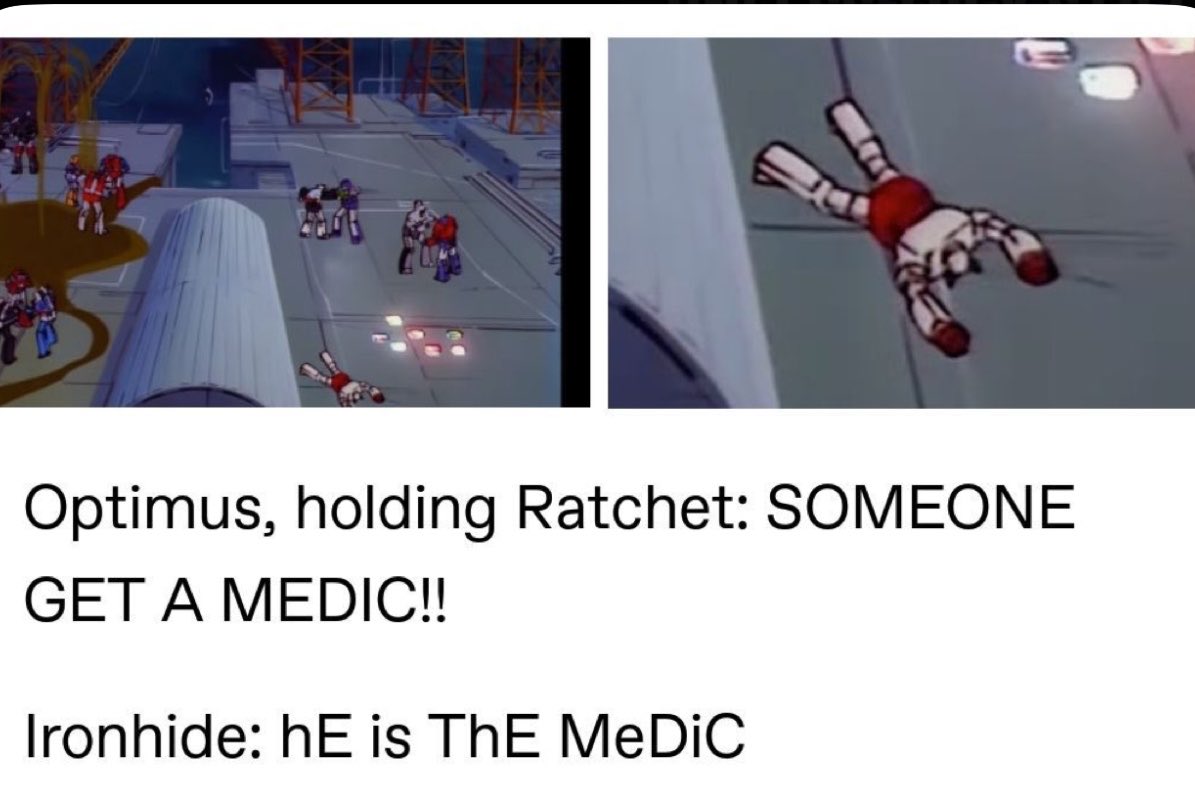 Caltainty's tweet photo. Ratchet the medical transformer https://t.co/RASa0YL9DQ