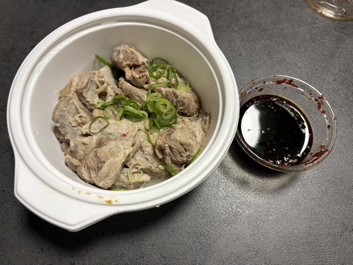 menchankitakyu's tweet photo. 2026年【175杯目】🍜

《辛麺屋 十九力》@karamenya_toku 
味噌ベーシック 5辛韓国麺
レギュラー軟骨

10月2杯目✊
焼肉食べた後にふらっと寄って
テイクアウト✅
旦那に合わせて久しぶりに味噌食べた🤝 https://t.co/Bw6uTauQhm