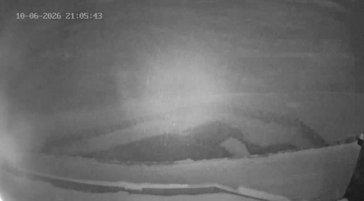 _catalinacm's tweet photo. Ski Portillo! A esta hora, continúa nevando intensamente en la alta montaña donde ya pasan en algunos sectores los 80 cm!! Impresionante ! https://t.co/tkVVUXSOEG