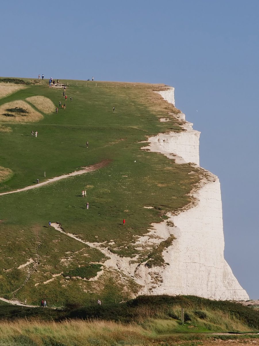 echoesofworld's tweet photo. Seven Sisters Cliffs https://t.co/VAr5X04doy