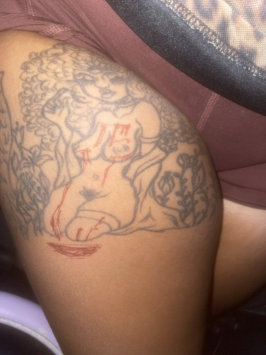jitagwoshiku's tweet photo. Doodling on my tatts https://t.co/kMxFgY3r5N