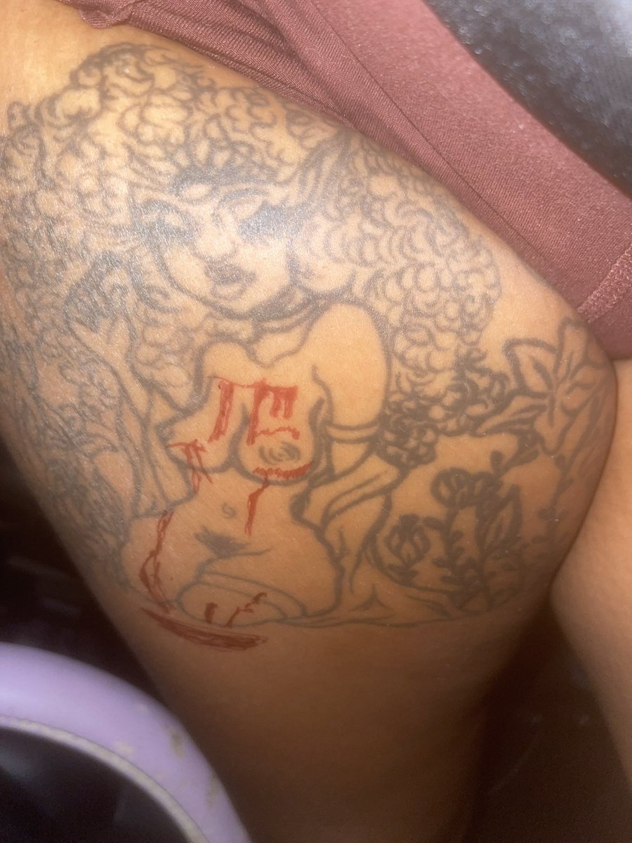 jitagwoshiku's tweet photo. Doodling on my tatts https://t.co/kMxFgY3r5N