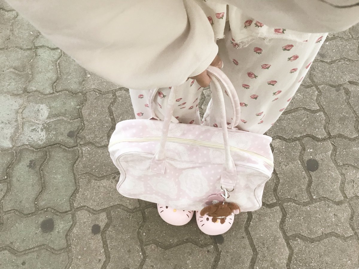 haebunnys's tweet photo. 미루던 인스타바이오를 만드로따
스핀도 열어뒀으니 질문은 요기로 주세요🫰🏻

https://t.co/jchPlDWI78 https://t.co/60gp5qyJ3O