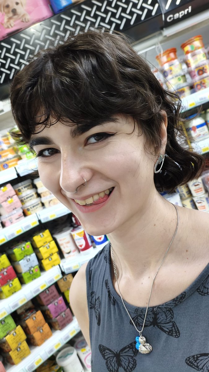 lucy_isd's tweet photo. stop looking at new math and look at new hair https://t.co/i4doW0dUuv