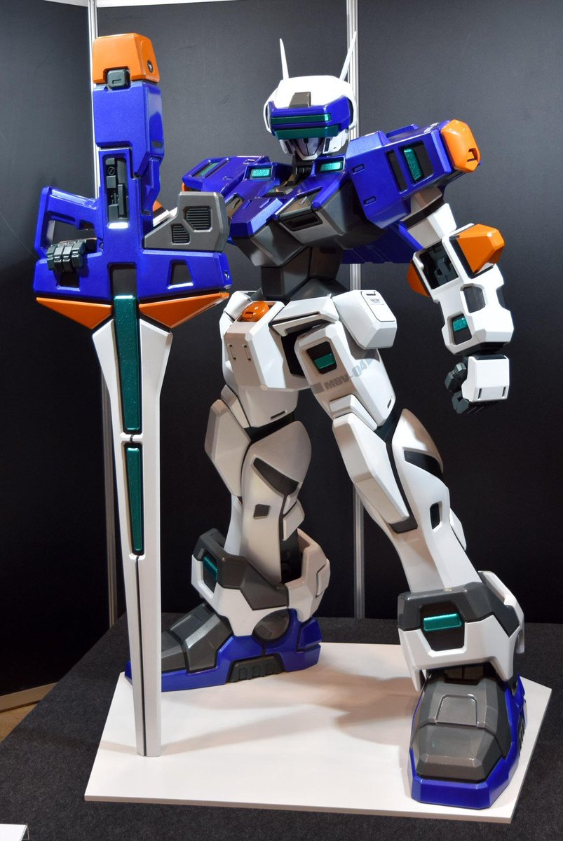 maximilian_'s tweet photo. I really don't have much space for any big new things in my office area. But, I will go to the ends of the earth for a life sized Virtual On Temjin. Just point me in the right direction. @SEGA https://t.co/fNJ8EDk79e