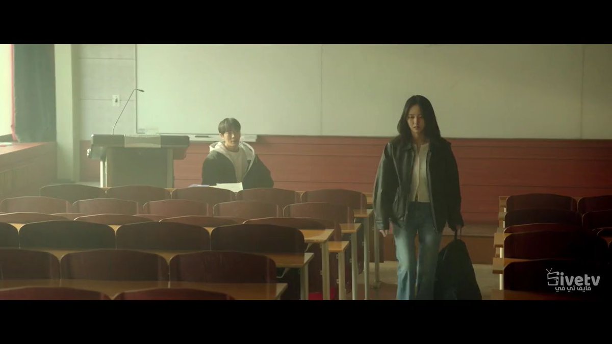 Shahd02492402's tweet photo. Sohyun's outfits in the drama can't be overlooked; they are absolutely beautiful and suit her perfectly💅👜🥿
#KimSoHyun #BetweenStepsEp2 #BetweenSteps https://t.co/hdM8LHTukh
