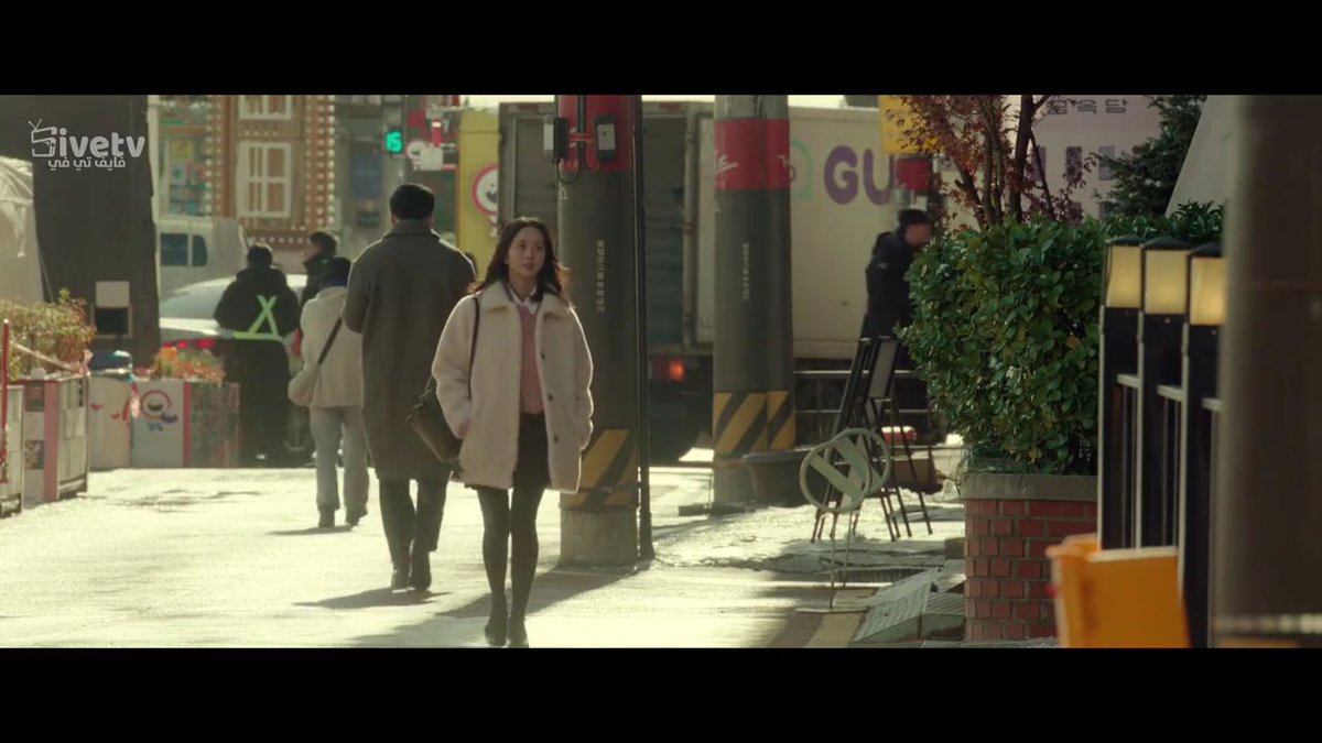 Shahd02492402's tweet photo. Sohyun's outfits in the drama can't be overlooked; they are absolutely beautiful and suit her perfectly💅👜🥿
#KimSoHyun #BetweenStepsEp2 #BetweenSteps https://t.co/hdM8LHTukh