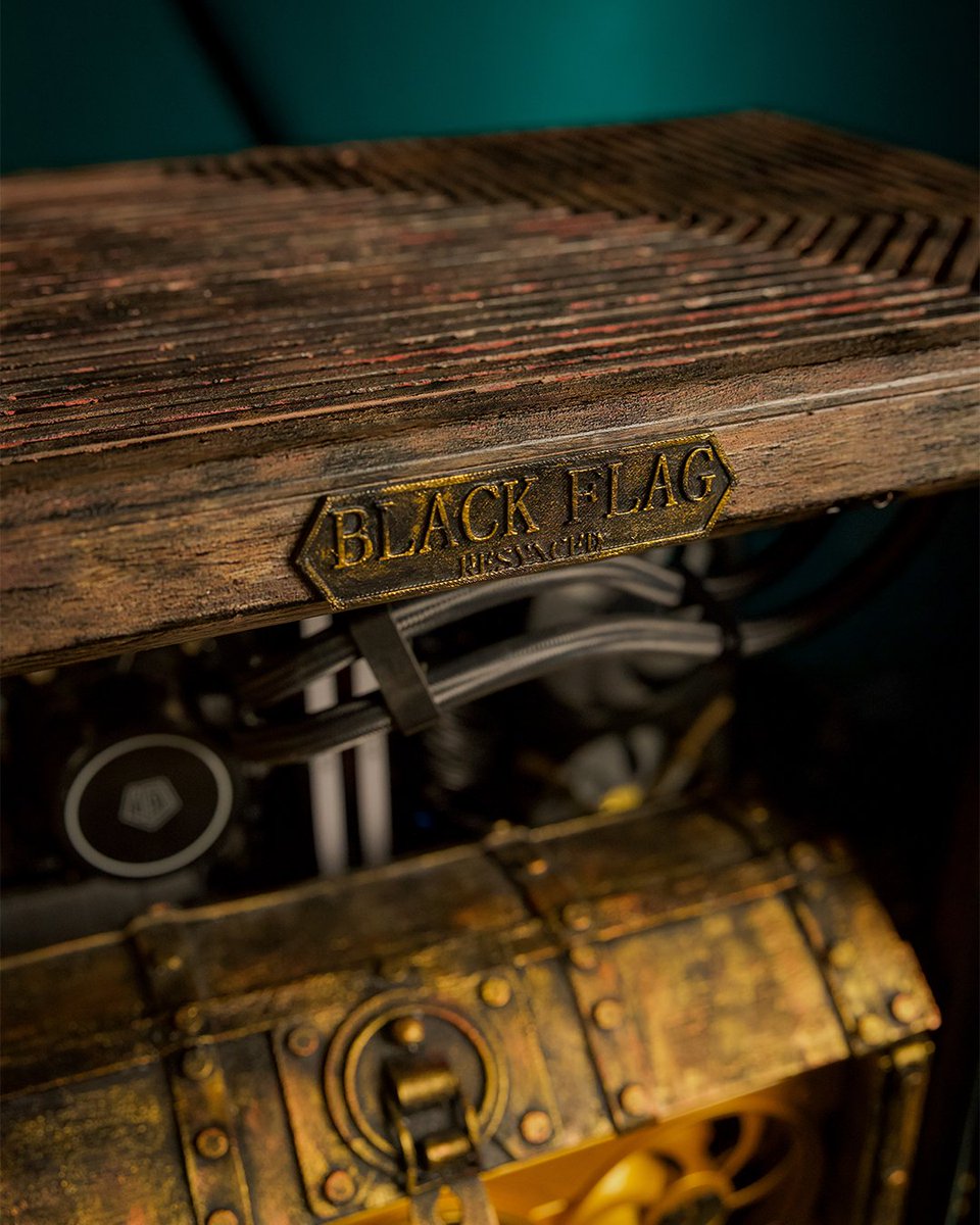 assassinscreed's tweet photo. The passion of the community never ceases to amaze us.

This Assassin's Creed Black Flag-inspired custom PC by Ultra.pcgamers in collaboration with @Zgamesuae pays tribute to one of the most beloved adventures in the franchise, blending craftsmanship, creativity, and gaming culture into one incredible build.

What detail catches your eye first? 👀