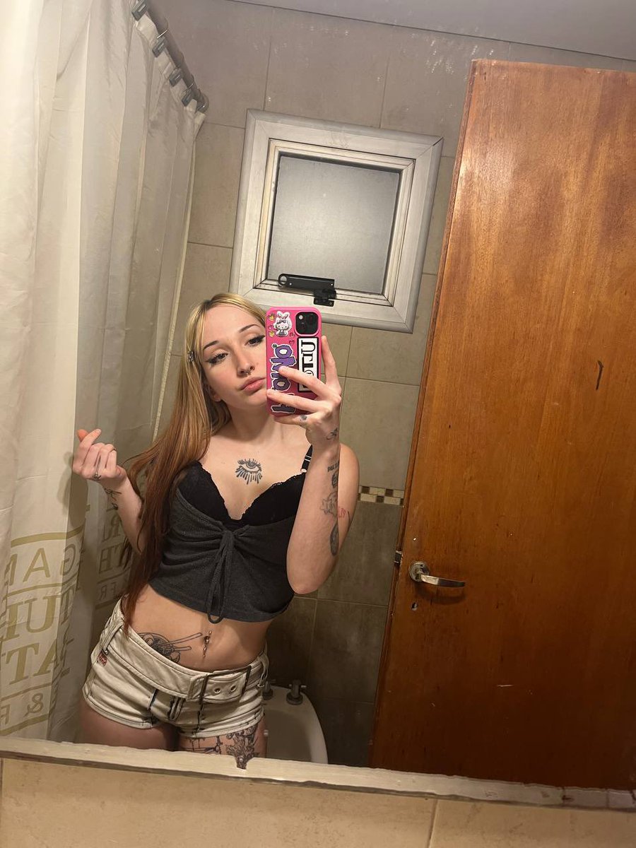 chloe_winter90's tweet photo. No reason for me to get sassy, just had to https://t.co/IW4rnts5eD