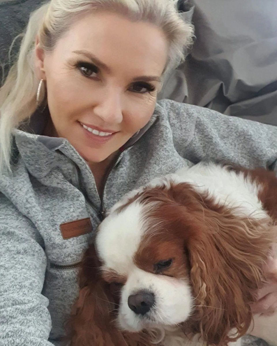 hannah_werner19's tweet photo. โJust me and my little cuddle buddy. ๐ถ๐โ
#DogLovers #DogsofX #PetLovers #PuppyLove #PetsOfX #GoodVibes ๐ถโค๏ธ https://t.co/WXqxOeZ6C7