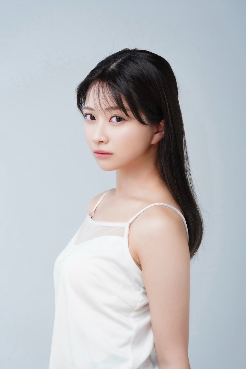 rior_05's tweet photo. このたびUniiiqueに所属し、
璃音改め「鶴田りお」として
活動していくことになりました☺️✨

いつも応援してくださる皆さん、本当にありがとうございます！
こうして新しい��タートを報告できることが、とても嬉しいです😊

まだまだ勉強中ですが、夢に向かって、一つひとつの経験を大切に���私らしく全力で頑張ります！
お芝居を通して、いろんな表情を皆さんに届けていきたいです。

これからも「鶴田りお」を
よろしくお願いいたします✨