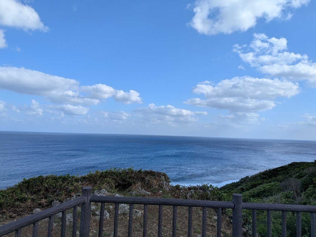 Gorusyu's tweet photo. 沖縄来てみたー！ https://t.co/B8nXhU40xD