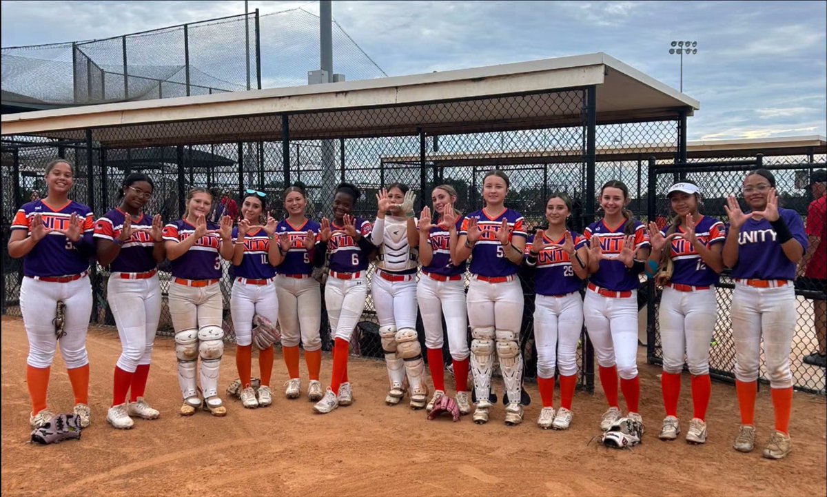 UnityDenmark's tweet photo. Proud of this group! They played a lot of good softball this weekend, 3 runs shy of a championship game. Pitching was on 🔥 backed by a great defense. Good bats and great energy all around. Ray Seymour up next! https://t.co/JIibfZVzgL