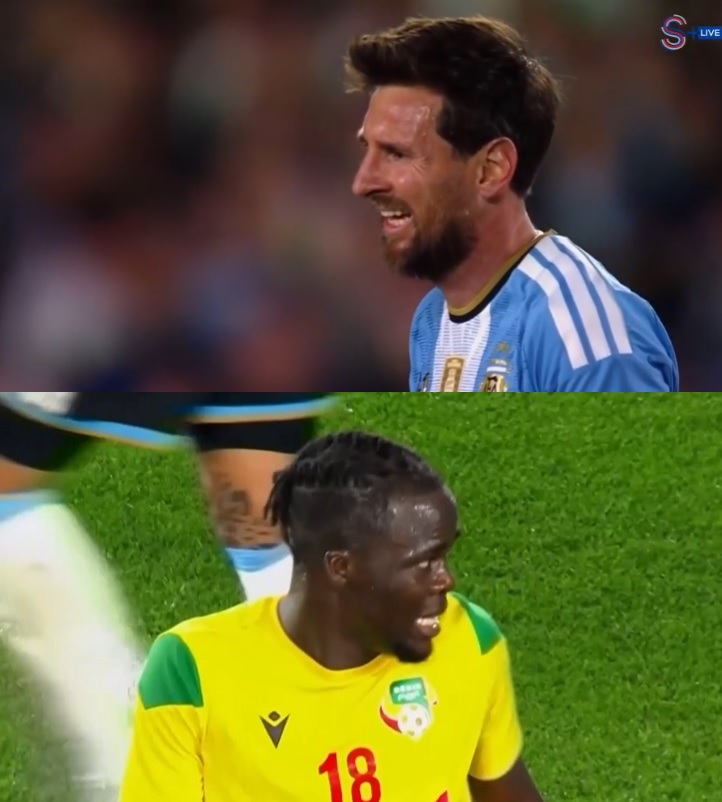futbolarena's tweet photo. Arjantin-Benin | İlk yarıda en çok gol girişiminde bulunan futbolcular:

Lionel Messi
Junior Olaitan https://t.co/Y2NQVziCud