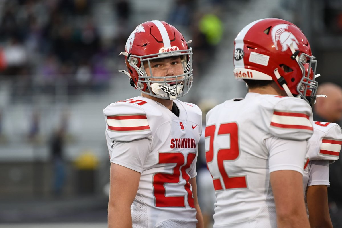 brennerperry20's tweet photo. Athlete of the Week https://t.co/Eoo6eHFusr