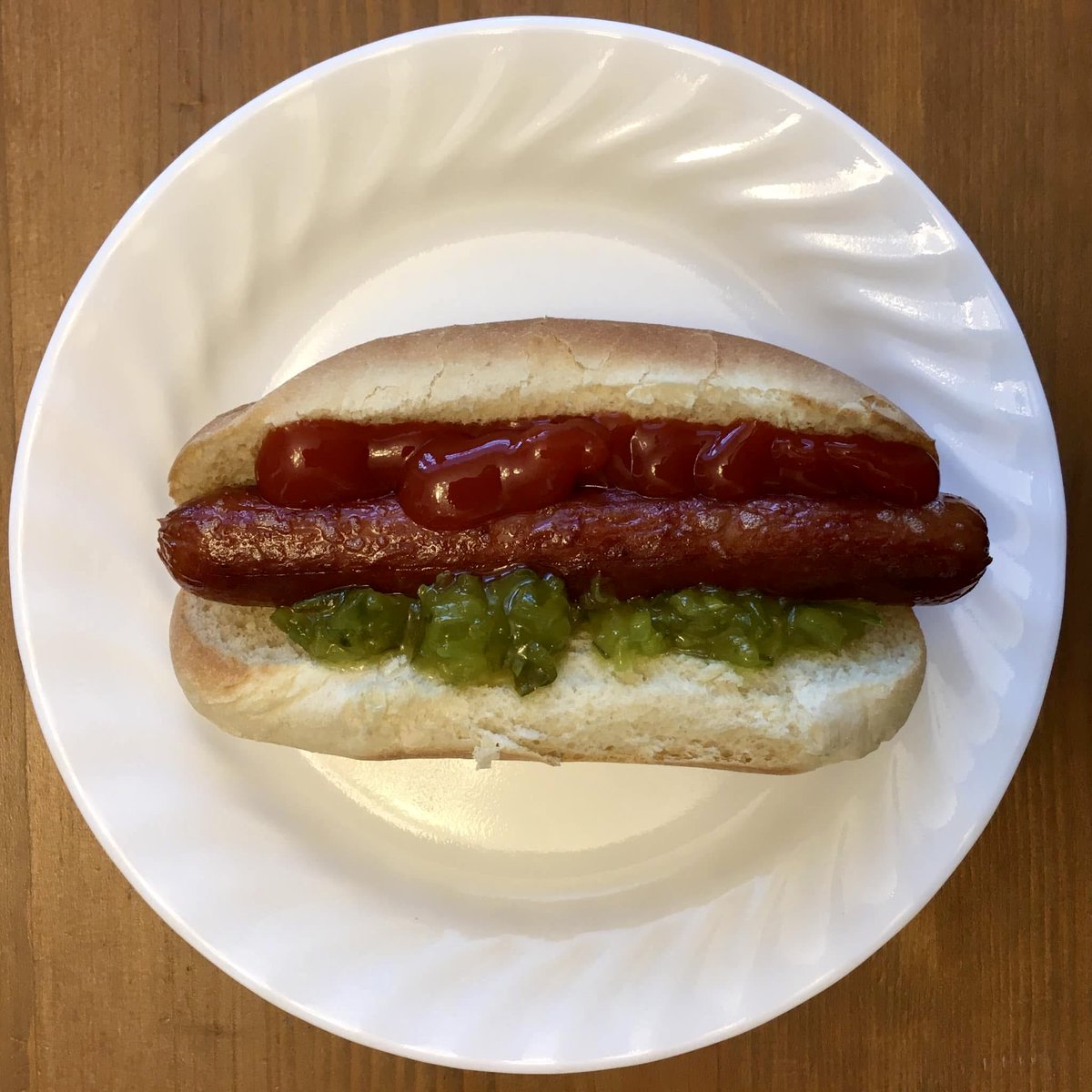 traceyupnorth's tweet photo. What’s on your hot dog? https://t.co/UZTKZZL0Zv