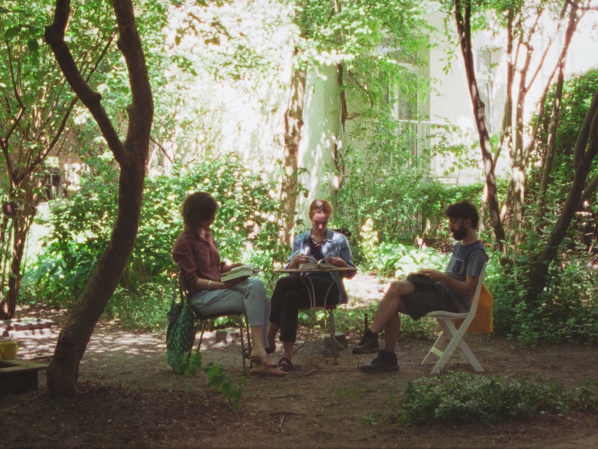 TheFilmLedgermo's tweet photo. Ted Fendt’s FOREIGN TRAVEL follows a small Berlin book club over a year as its members read Anna Maria Ortese and circle questions of connection, dislocation and how literature shapes their lives. Shot on 16mm, the 63-minute film is a North American premiere in the 64th New York Film Festival’s Currents program. Its original title is AUSLANDSREISE.