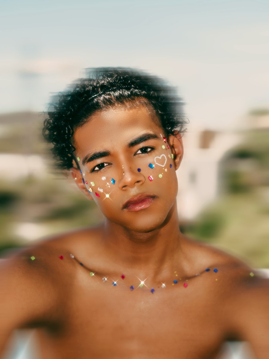 StbvBase's tweet photo. KAUÊ stuns in 1° ANIVERSANTO special photos

#ANIVERSANTO2026 #SANTOSBRAVOS #KAUÊ https://t.co/Ymii99wBzZ
