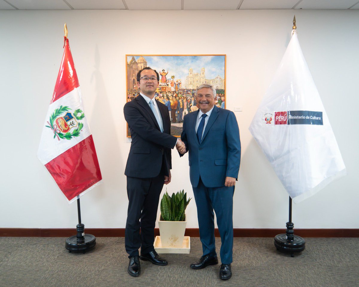 MinCulturaPe's tweet photo. 🤝  El ministro de Cultura, Alberto Beingolea, sostuvo una reunión de trabajo con representantes de la Agencia de Cooperación Internacional del Japón (JICA Perú), https://t.co/MfivfYs7v2