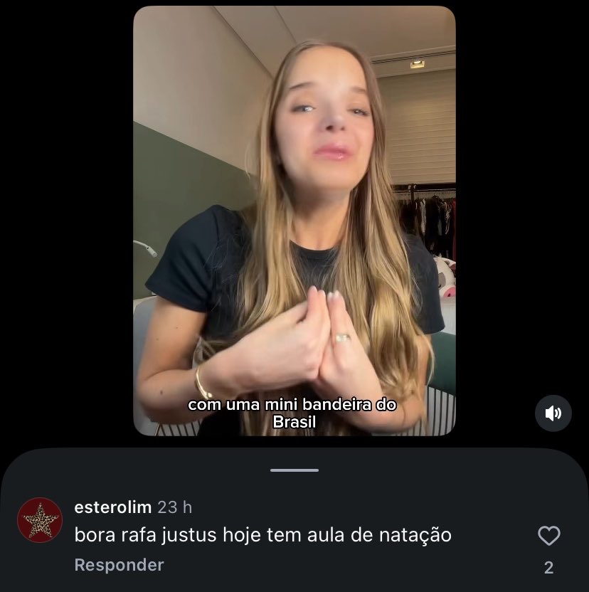 auraikos's tweet photo. poucas pessoas entenderiam e duas divas entenderam https://t.co/rIeT8UuJ3N