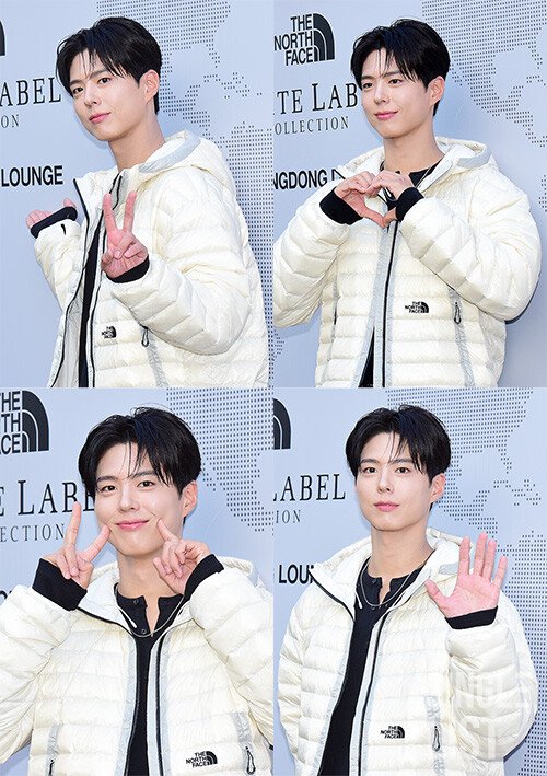 jgj0616's tweet photo. [포토] 박보검 '눈맞춤에 브이까지... 다정한 남신' https://t.co/l9HLToGAhO

#박보검 #노스페이스 
@BOGUMMY 🤍 https://t.co/iHblfK3ABE