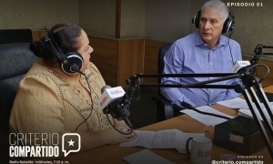 Granma_Digital's tweet photo. 📻🔘ǀ La segunda emisión del espacio radial ­«Criterio Compartido» saldrá al aire este miércoles por Radio Rebelde, con la presencia del Primer Secretario del Comité Central del Partido Comunista de #Cuba🇨🇺en diálogo con la periodista Bárbara Betancourt.
🔗https://t.co/MKnefTcRsK https://t.co/RNEnZ8GFqj