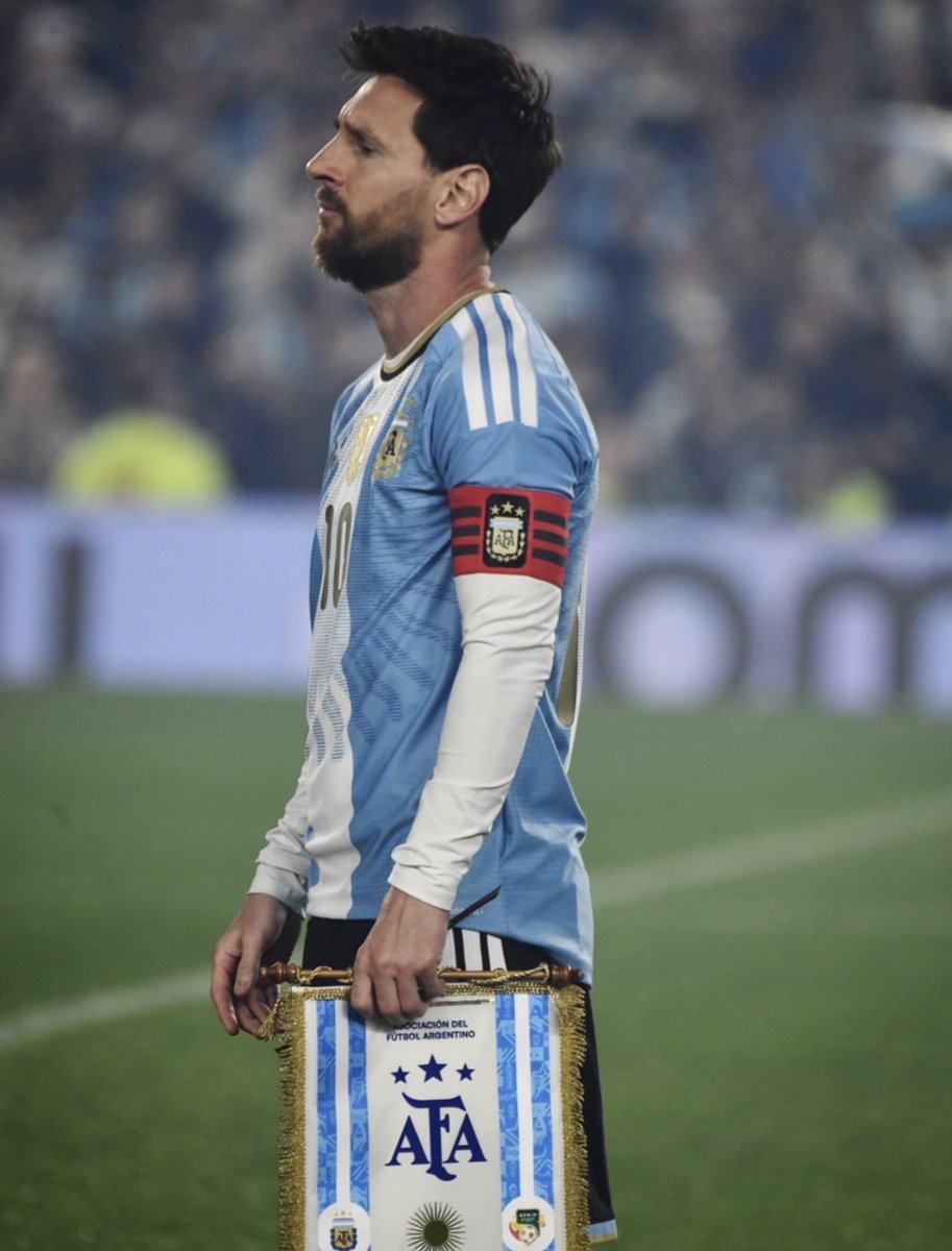 M10GOAT's tweet photo. قـائـدي للأبد! ©️ https://t.co/ykFubHlEyb