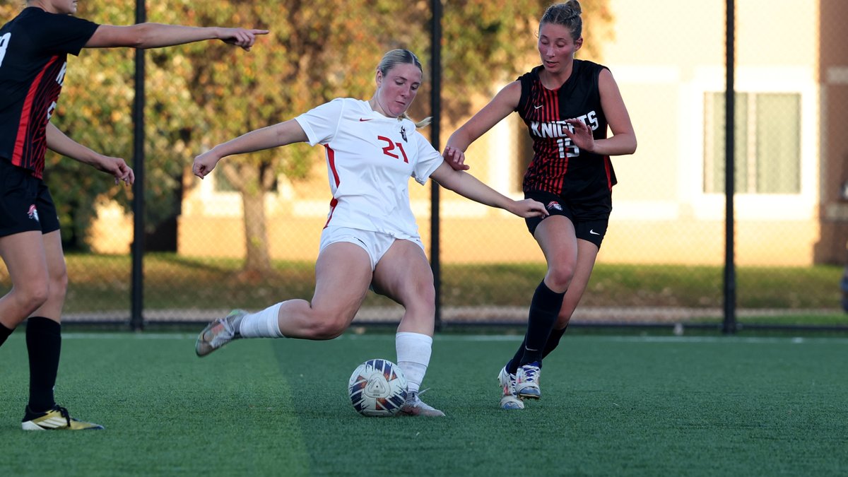 BLCvikings's tweet photo. In a tightly contested match throughout, @BLCWSoccer was edged 2-1 by Martin Luther on Tuesday at Scheels Field

Recap: https://t.co/UHOhcYoD6T

#BLCVikings | #d3soccer https://t.co/dcDjTATPoU
