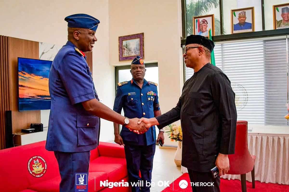 NigeriaNDCHQ's tweet photo. The presidential candidate of our great Party, His Excellency Peter Obi, was at the Air Force facility to condole with the Nigerian Air Force and with the families, colleagues, and loved ones of those who lost their lives in the ill-fated crash in Ondo. https://t.co/PaV93YCcZ6