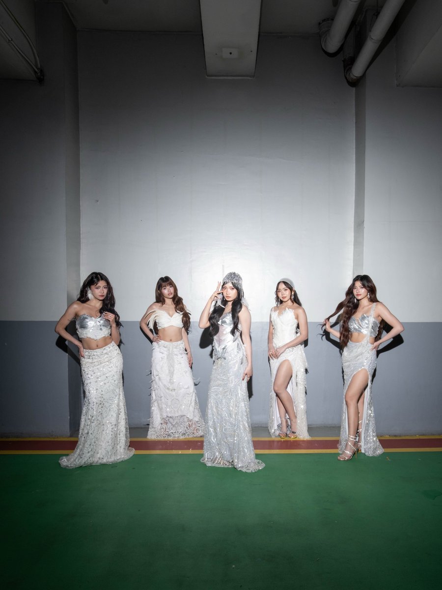 ABSCBNNews's tweet photo. HINDI MAIPALIWANAG ANG NADARAMA

P-Pop group KAIA (@KAIAOfficialPH) is dazzling at the Filipino Music Awards.

The group brought home the "People's Choice: Star of the Night" and the "Dove Reborn Song Award."

(📷: KAIA/Instagram) https://t.co/Iy5quNGifq