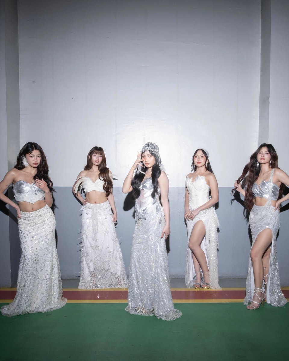 ABSCBNNews's tweet photo. HINDI MAIPALIWANAG ANG NADARAMA

P-Pop group KAIA (@KAIAOfficialPH) is dazzling at the Filipino Music Awards.

The group brought home the "People's Choice: Star of the Night" and the "Dove Reborn Song Award."

(📷: KAIA/Instagram) https://t.co/Iy5quNGifq