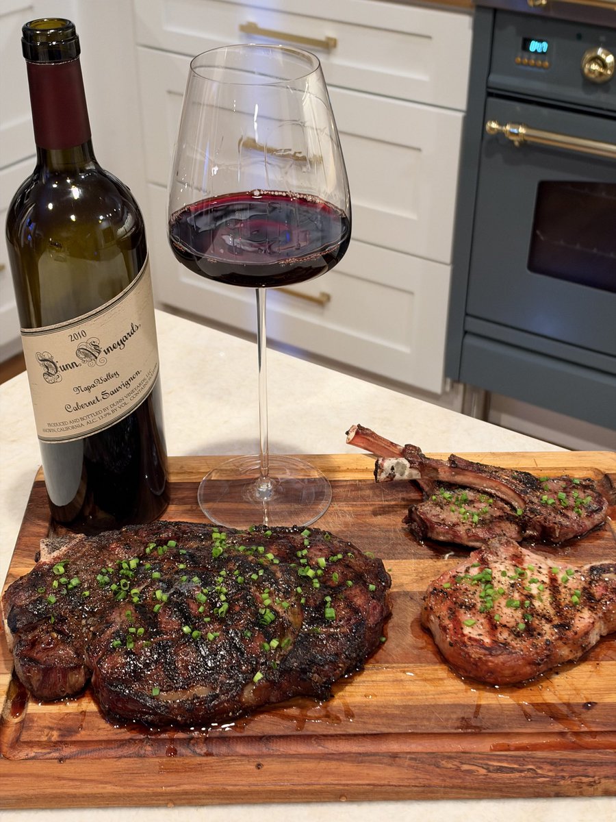 justindavis_24's tweet photo. Dinner tonight with just the boys! Prime Ribeye, Sidecars Chop + Lamb. 2010 Dunn Vineyards Napa Cabernet https://t.co/CW6lFlWX8p