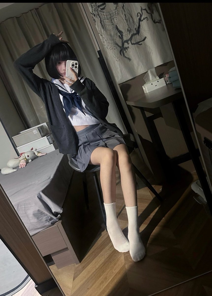 ashley73fg9's tweet photo. 有爸爸要来锐评我15的福吗？

继续发福，我真的不要🚪 

 真的给b看 不信你试试   

 我真的是女菩萨🫣🫣 https://t.co/4XtS8ZfbQk